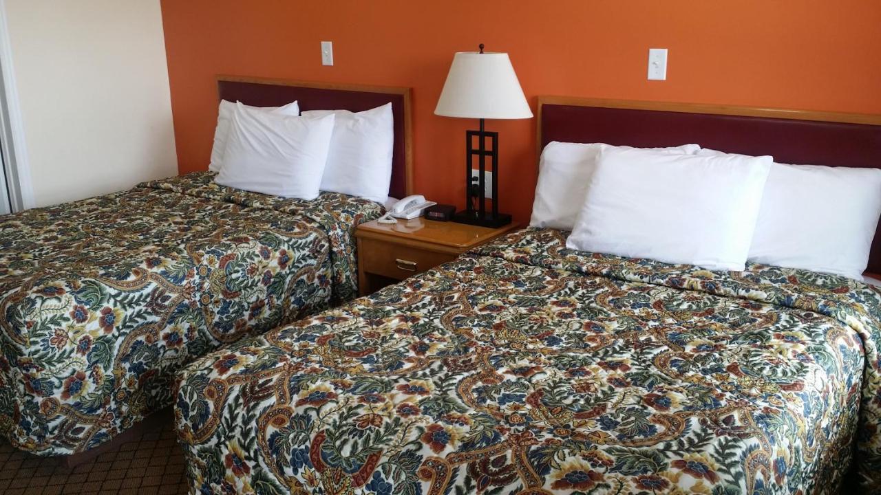 River Mist Inn Sturgeon Falls Exterior photo